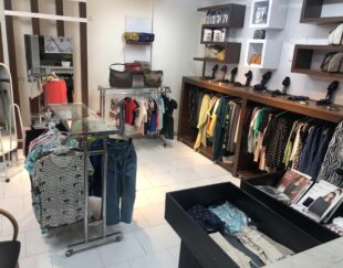 فروش دکور فروشگاه لباس
