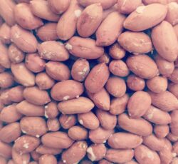 بادام درجه یک آستانه