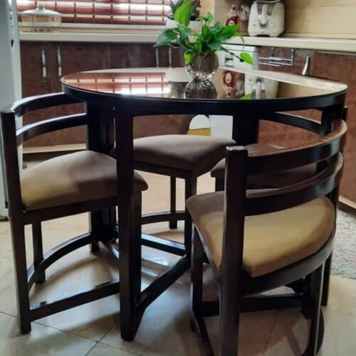 میز ناهار خوری کم جا