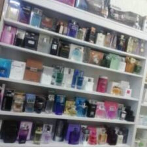 فروش کلیه اجناس لوازم آرایشی بهداشتی