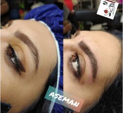 مدل برای آرایش دائم صورت در مرکز تخصصی