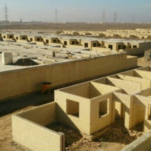 اجرای آجر نما 10 سوراخه و بتن لیسه ای گف