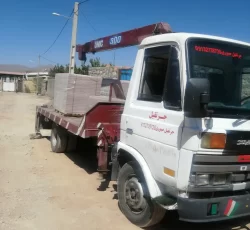 جرثقیل برای جابجایی بار