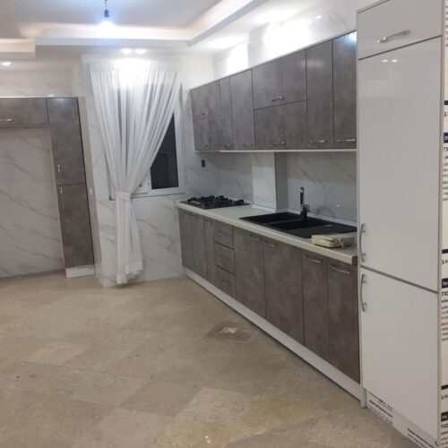 فروش آپارتمان 97 متری 2 خواب بین عادل و طاهری