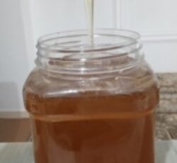 عسل طبیعی کنار