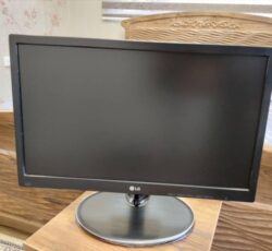 مانیتور LG