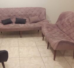 مبل هفت نفره و پارتیشن چوبی پنج متری