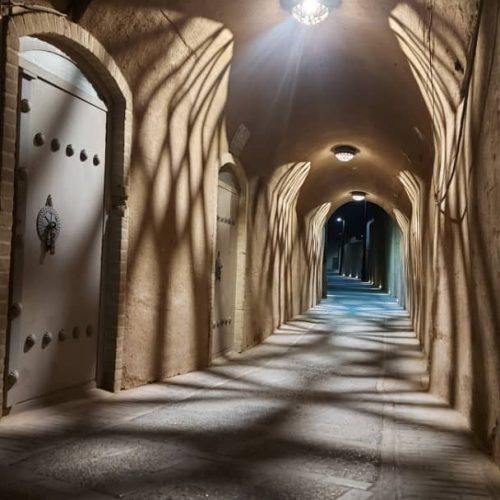 تور متفاوت یزدگردی با راهنمای گردشگری بصورت تخصصی