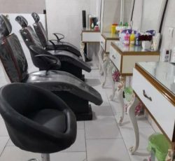 فروش وسایل سالن ارایش