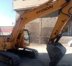 اجاره دهنده ماشین آلات راه سازی بیل مکانیکی
