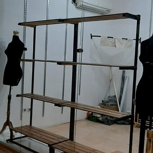 وسایل و تجهیزات بوتیک زنانه