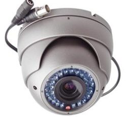دوربین مداربسته در چهار باغ ( حتی در تعطیلات )